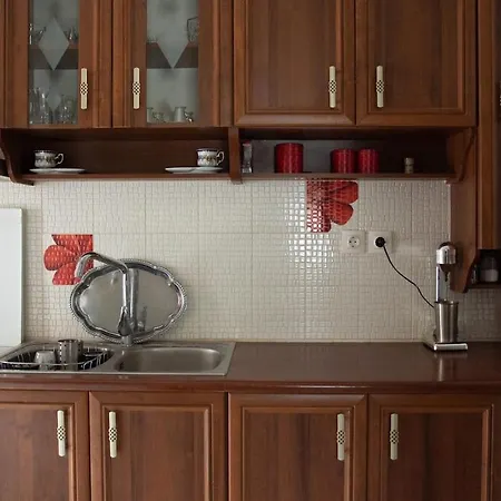 Nyaraló Eva's House With 2 Bedrooms And Private Courtyard