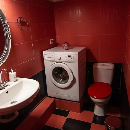 Nyaraló Eva's House With 2 Bedrooms And Private Courtyard Yiannouli